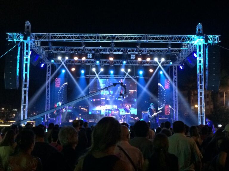 sahne-isik-sistemleri